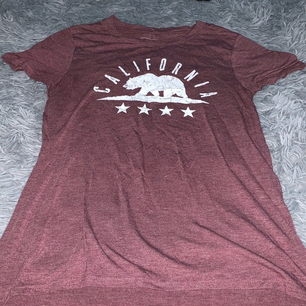 kohl’s graphic tee shirt